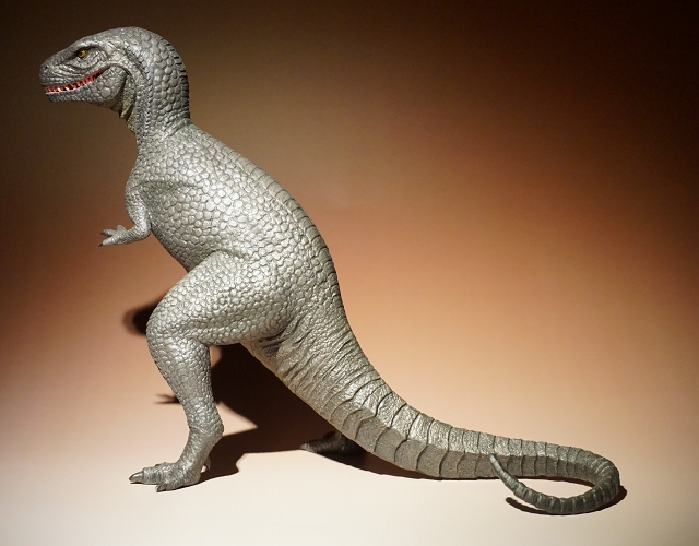 アロサウルス（「恐竜100万年」版） | ふらぎ雑記帳